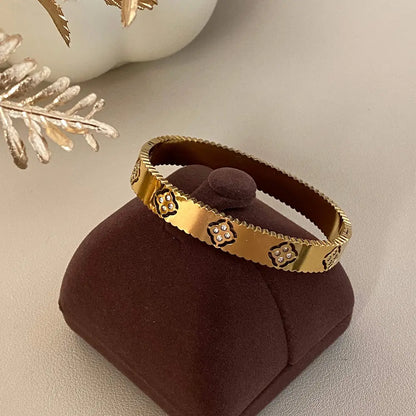Lucky Flower Bangle
