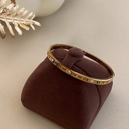 Timeless Bangle