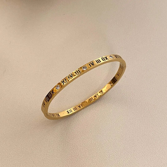 Timeless Bangle