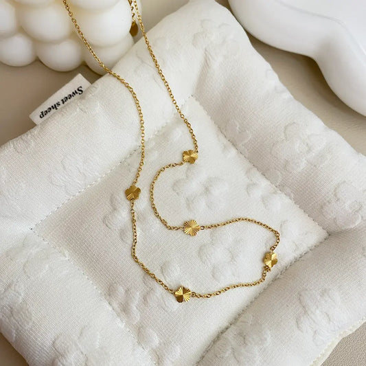 Lulu Necklace
