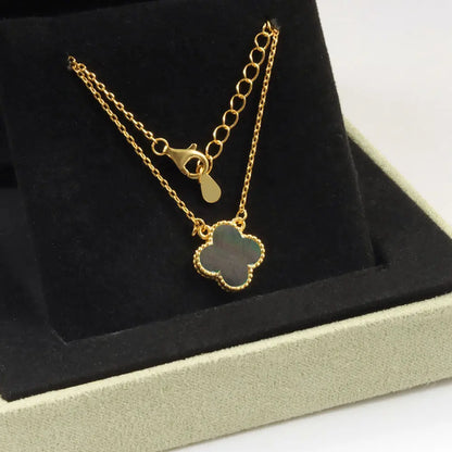 Venus Clover Set