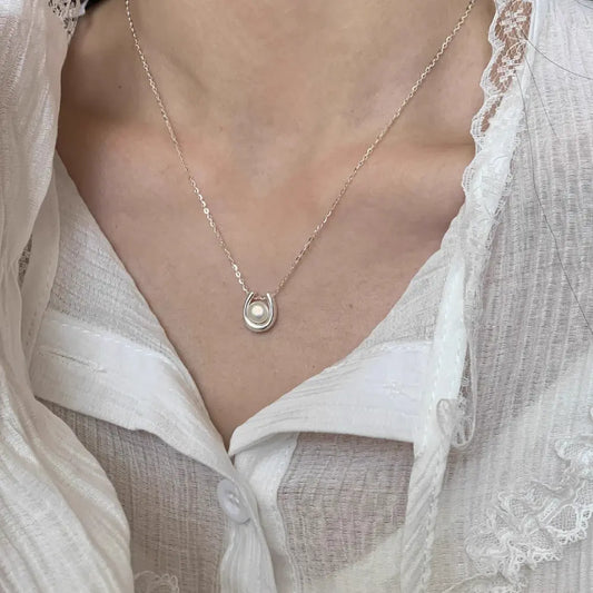 Lunar Pearl Necklace-Sterling Silver U‑Pendant with Freshwater Pearl，Minimalist Everyday Layering Piece