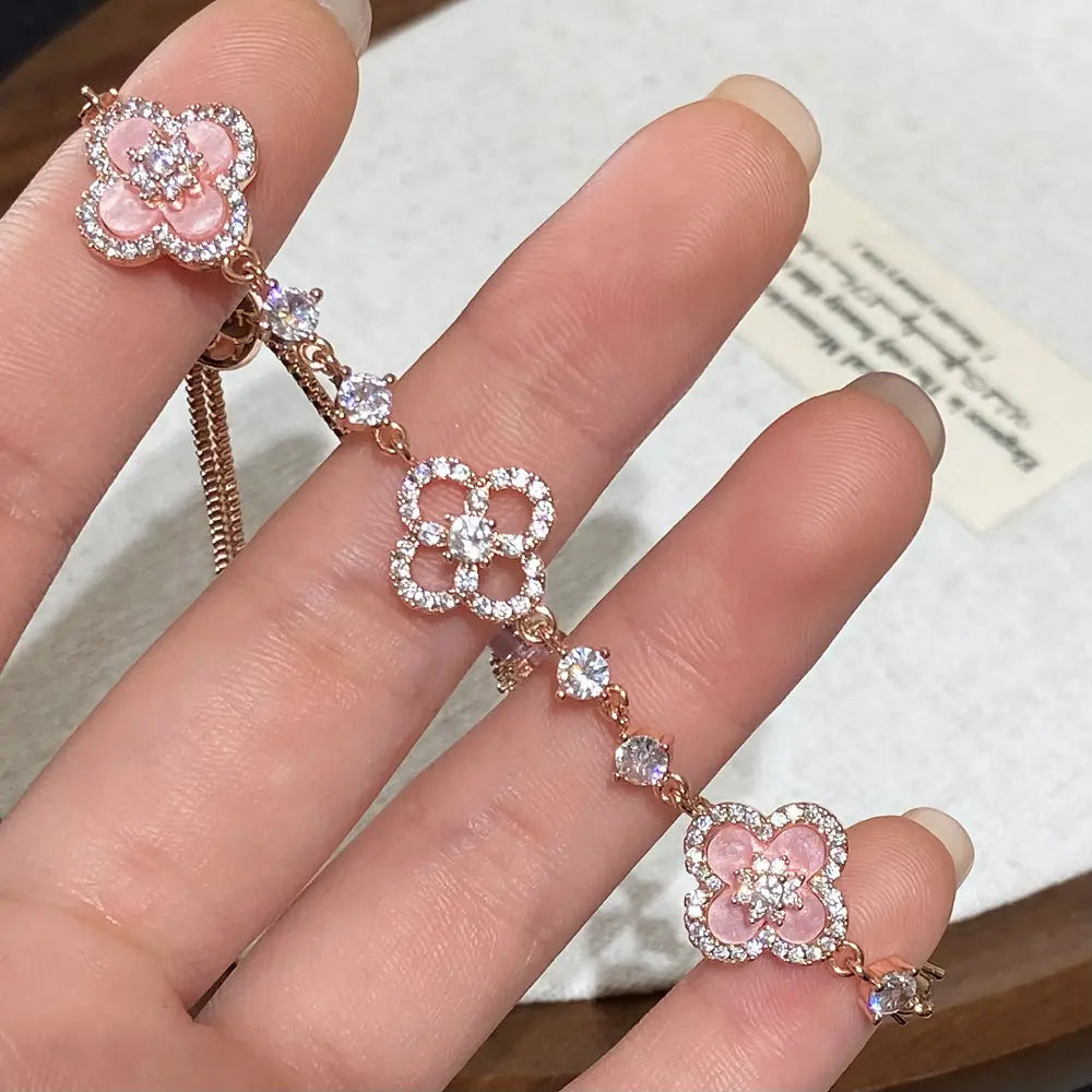 Sakur Diamond Cleef Bracelet Set