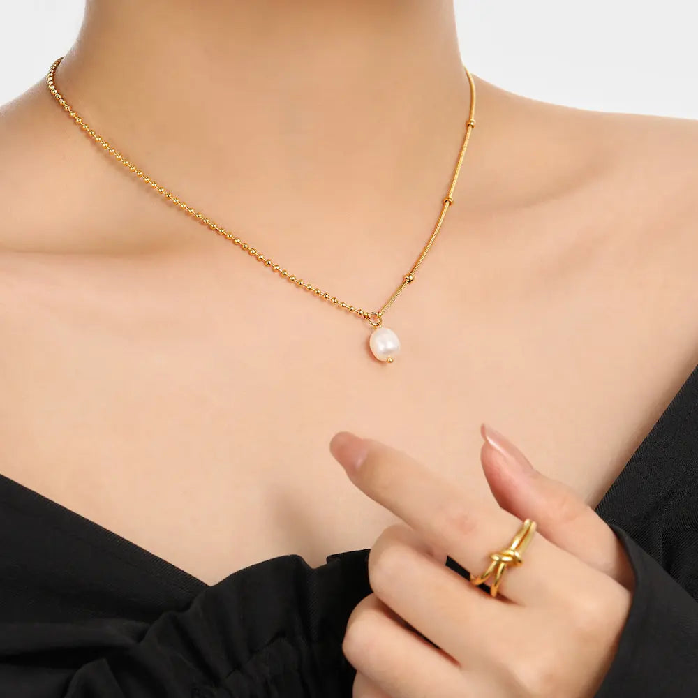 Vela Pearl Necklace-Titanium Steel Freshwater Pearl Alternating Link Chain,Minimalist Choker for Everyday Layering