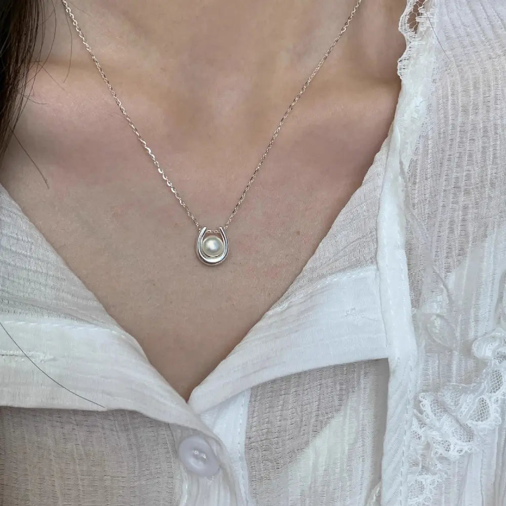 Lunar Pearl Necklace-Sterling Silver U‑Pendant with Freshwater Pearl，Minimalist Everyday Layering Piece