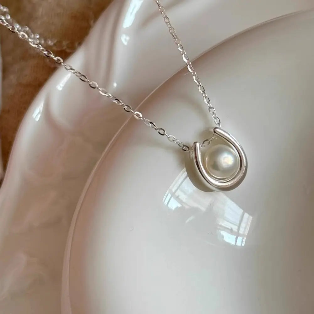 Lunar Pearl Necklace-Sterling Silver U‑Pendant with Freshwater Pearl，Minimalist Everyday Layering Piece